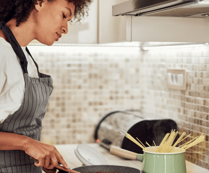 Postpartum Snacks & Meal Plans: This is What You Need to be Eating
